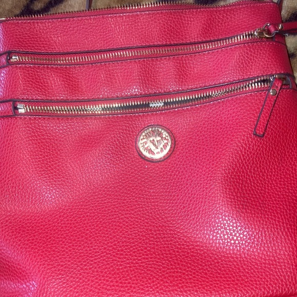 Red Anne Klein purse - Picture 5 of 6